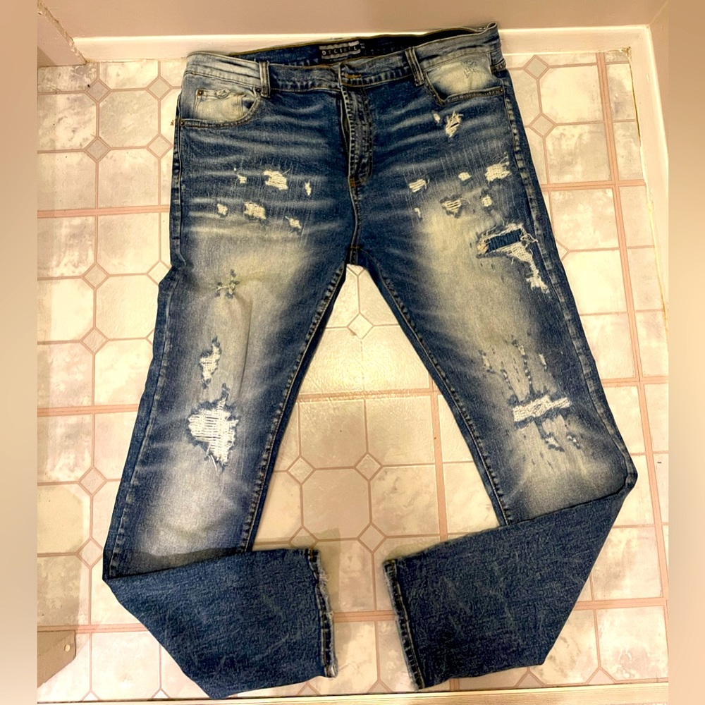 DECIBEL BLUE JEANS SWEEET!